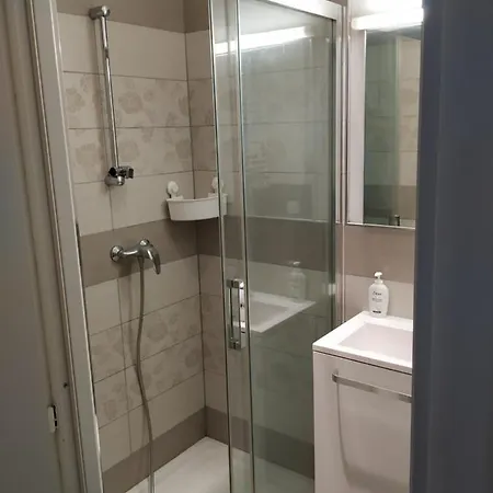 Apartment A 5 Mn A Pied De La Gare Confort Avec Balcon