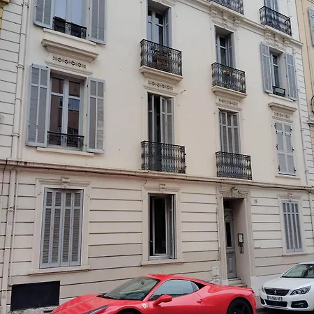 A 5 Mn A Pied De La Gare Confort Avec Balcon * カンヌ